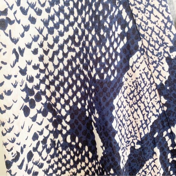 Diane Von Furstenberg Jeanne Two Snake Print Silk Jersey Wrap Dress Size 2 - Picture 4 of 8